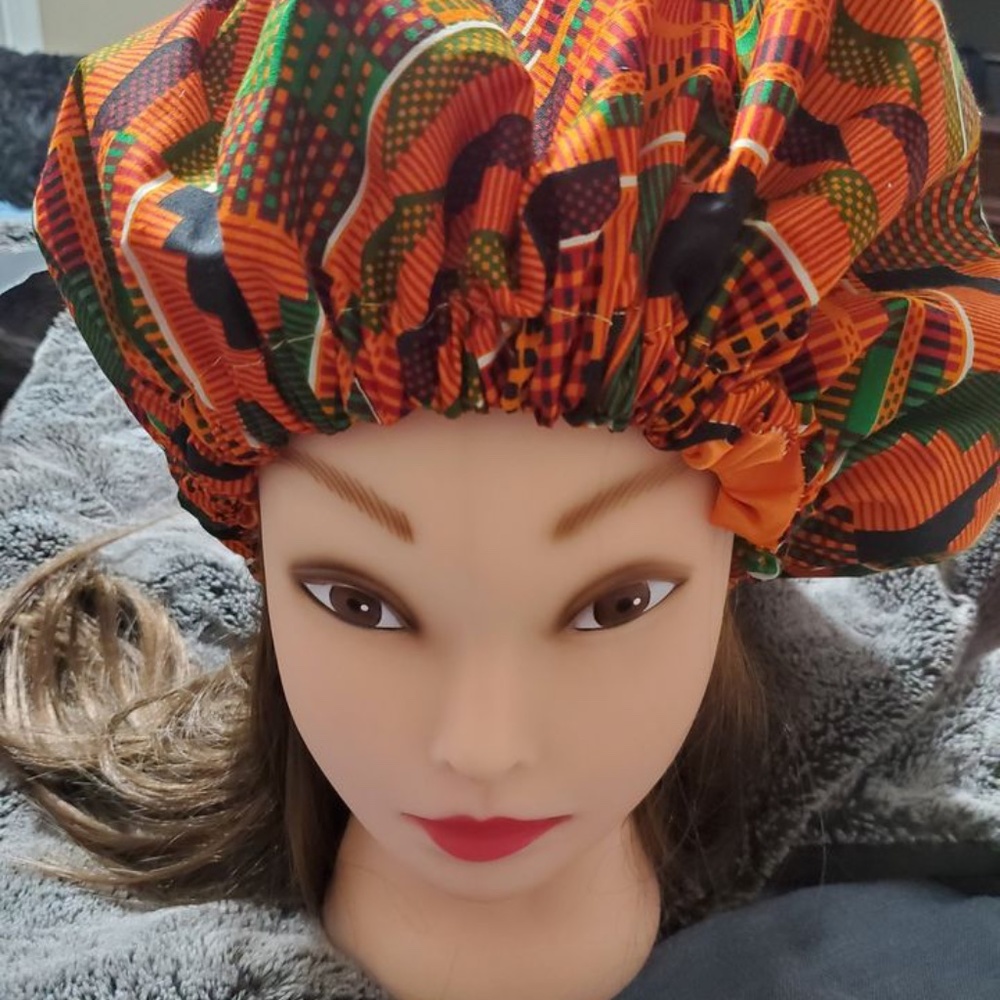 Bonnets - Picture 2 of 2